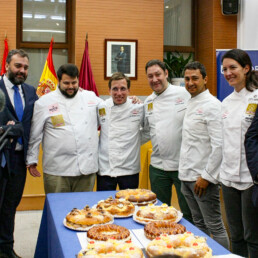 Presentación de la Corona de La Almudena con la presencia del Alcalde de Madrid.